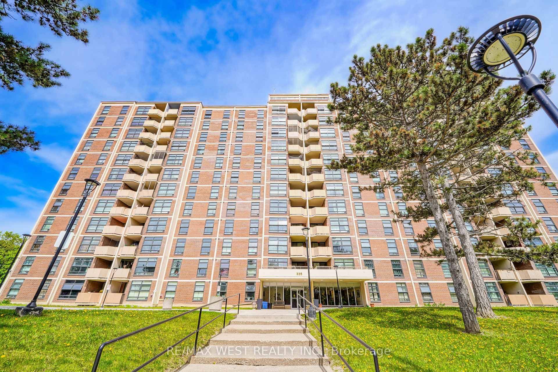 335 Driftwood Avenue Unit 709, Downsview / Black Creek, ON M3N 2P3 - Photo 1
