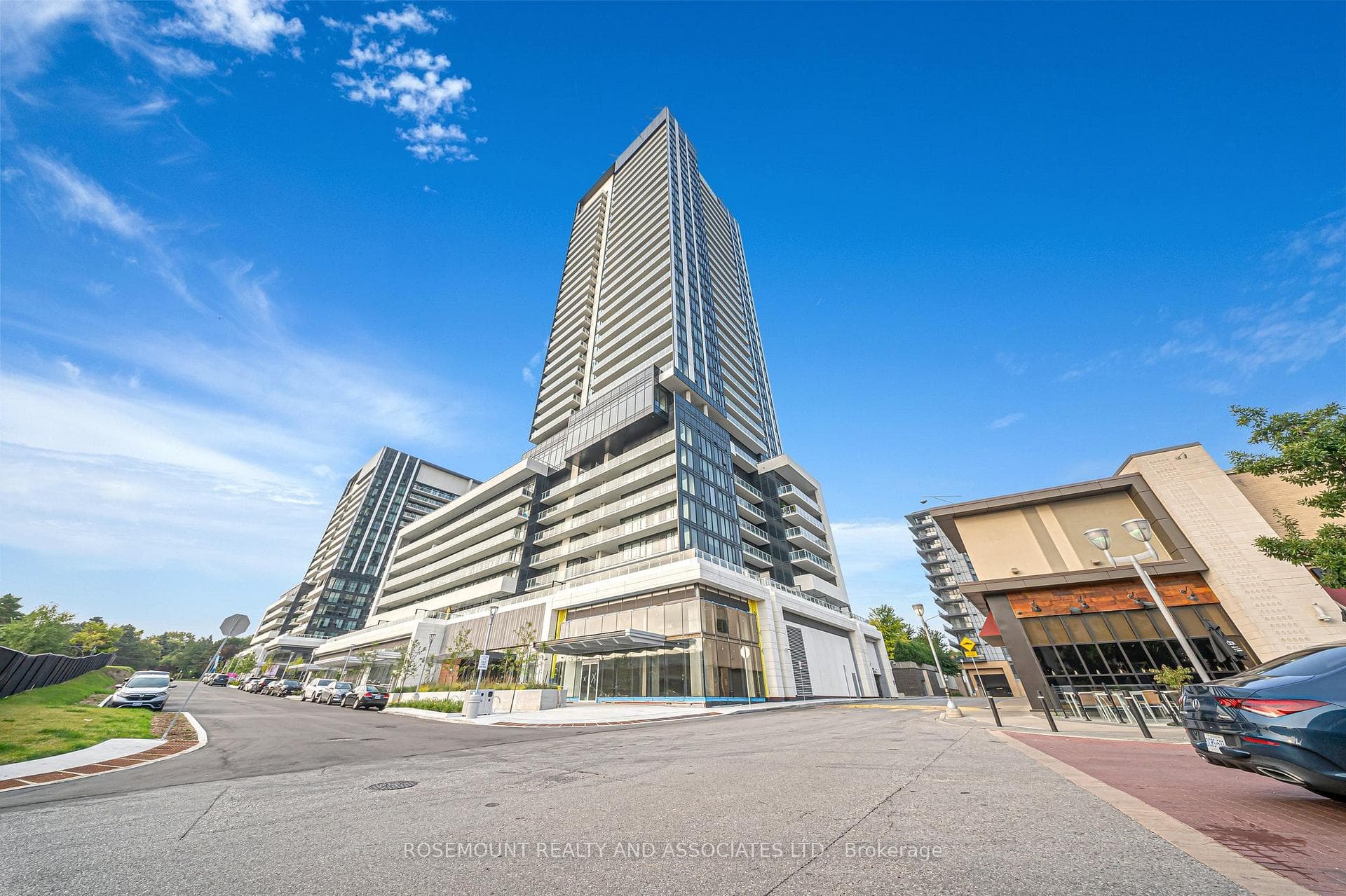 50 O'Neill Road Unit 504, Don Mills / Parkwoods / Victoria Village, ON M3C 0R1 - Photo 1