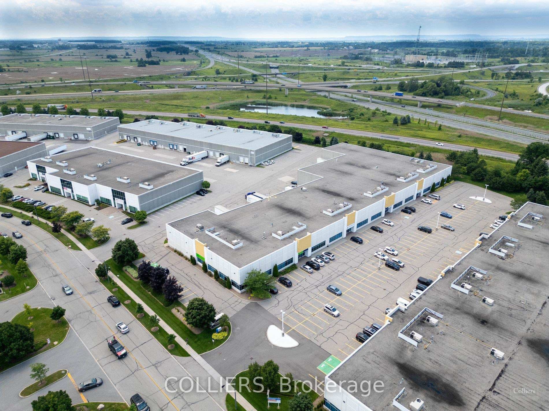 4160 Sladeview Crescent Unit 8, Mississauga, ON L5L 0A1 - Photo 1