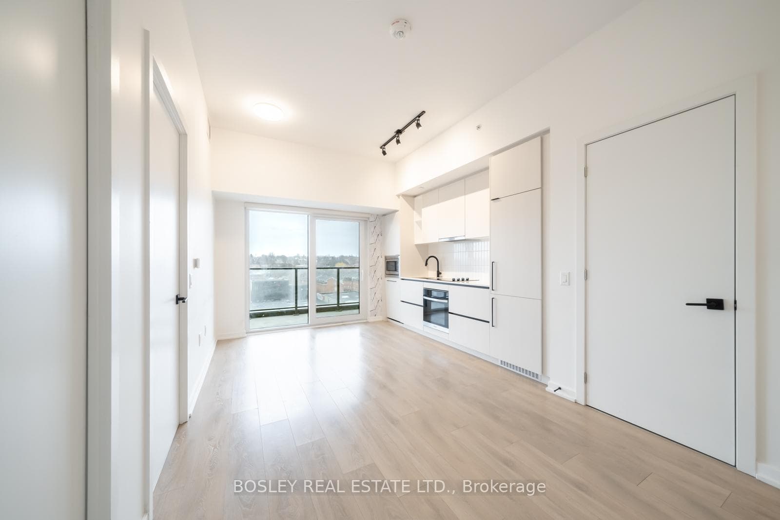 1285 Dupont Street Unit 606, Bloor West Village / Swansea, ON M6H 0E3 - Photo 1