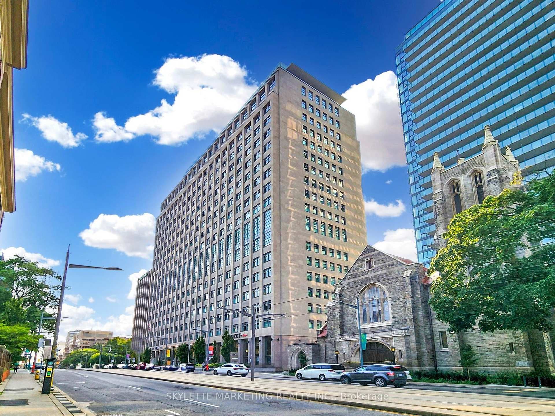 111 St Clair Avenue Unit 1128, Annex / Yorkville / Summerhill, ON M4V 1N5 - Photo 1