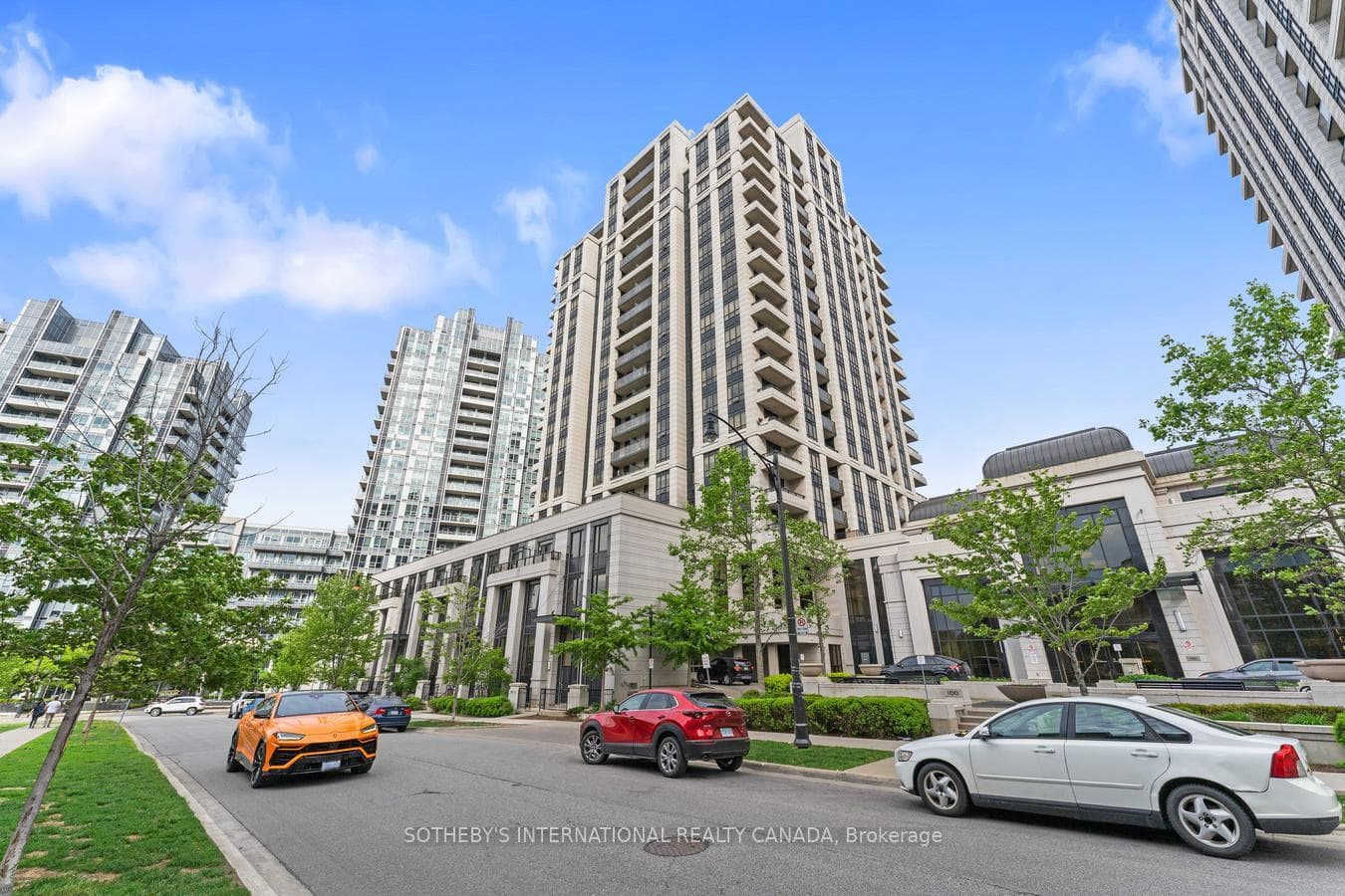 100 Harrison Garden Boulevard Unit 824, Willowdale / Newtonbrook, ON M2N 0C2 - Photo 1