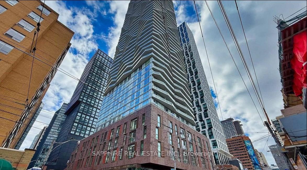 100 Dalhousie Street Unit 208, Toronto C08