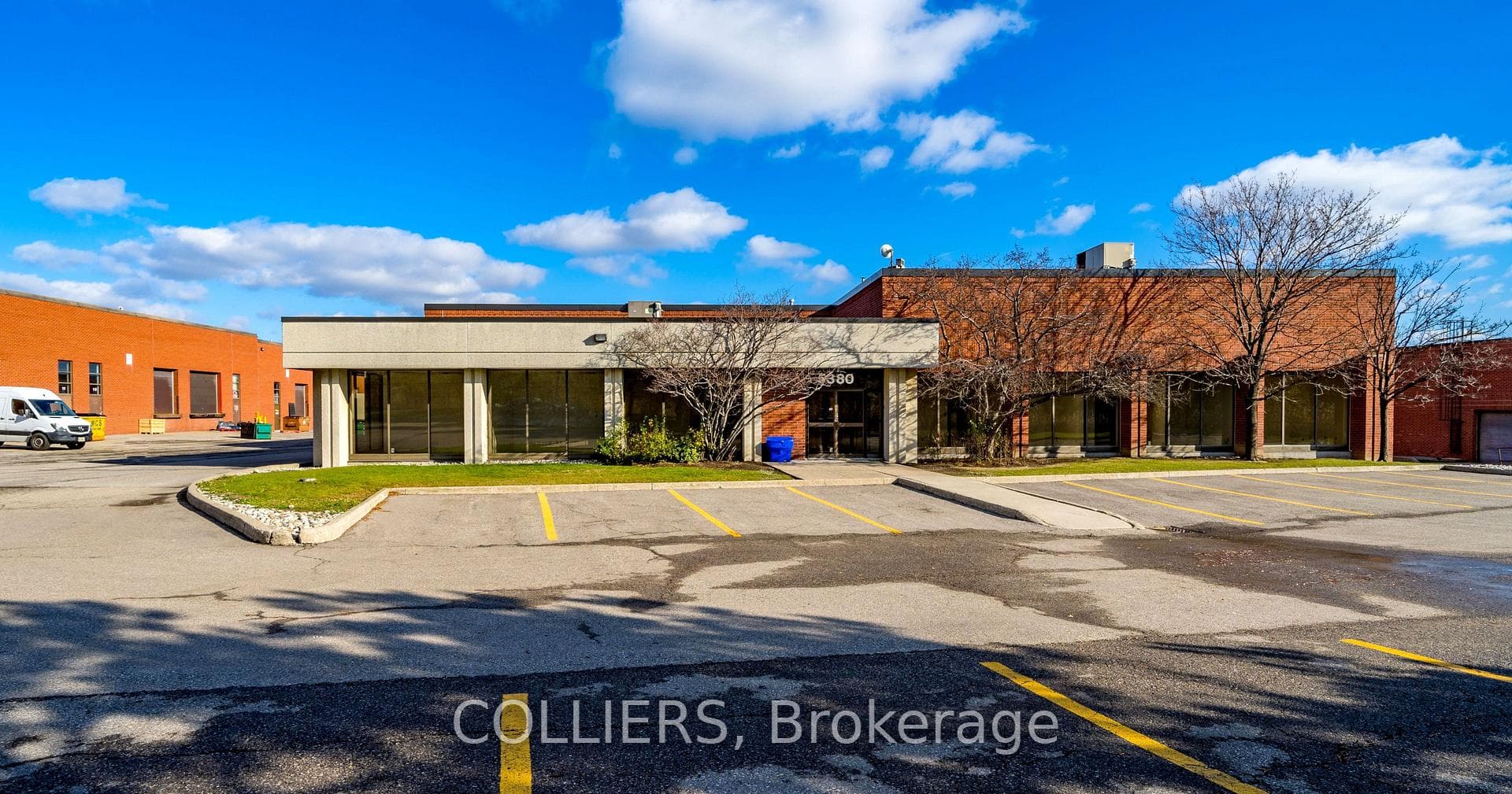 5380 Timberlea Boulevard, Mississauga, ON L4W 2S6 - Photo 1