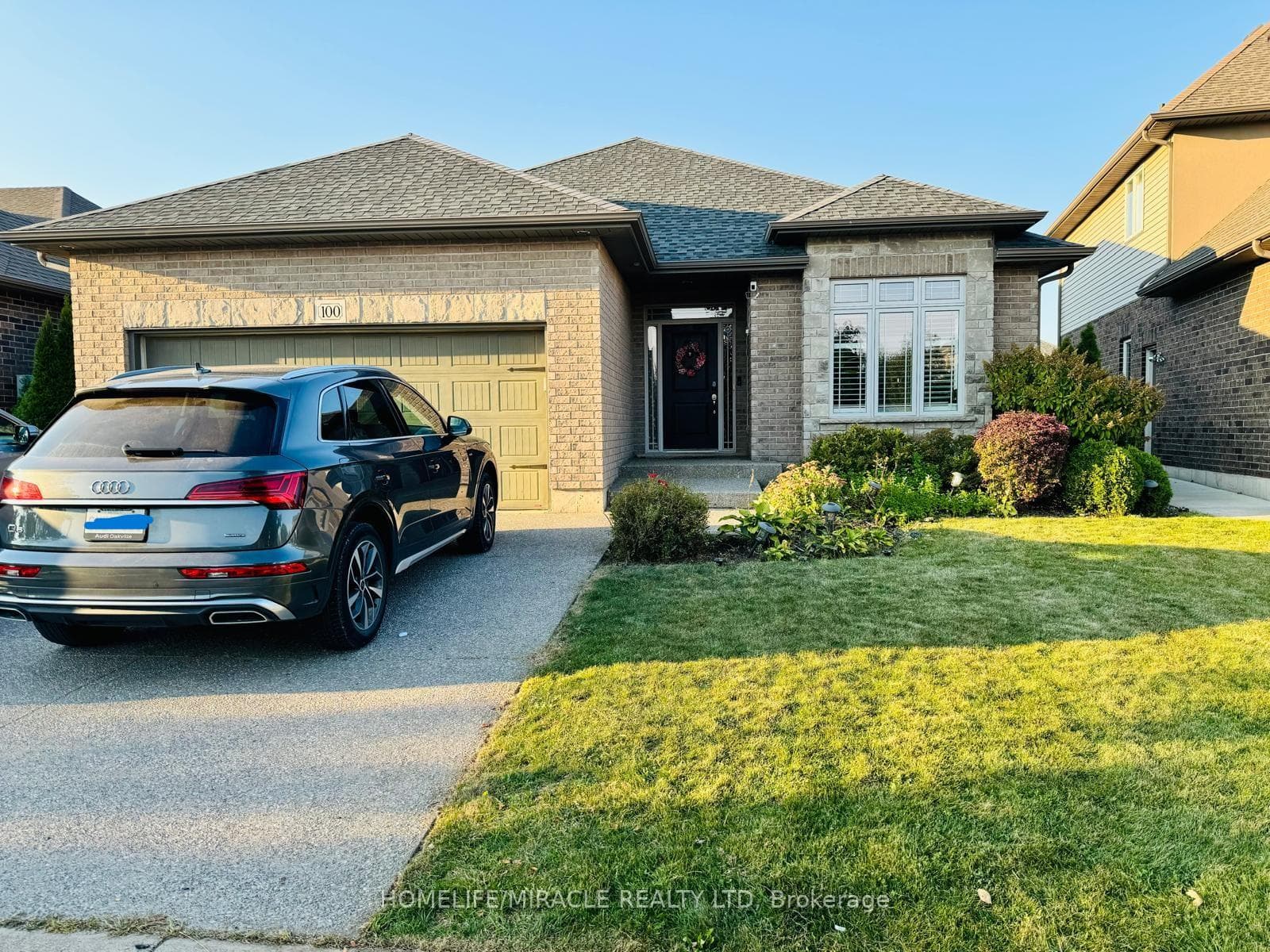 100 Creekside Drive, Welland, ON L3C 0B4 - Photo 1