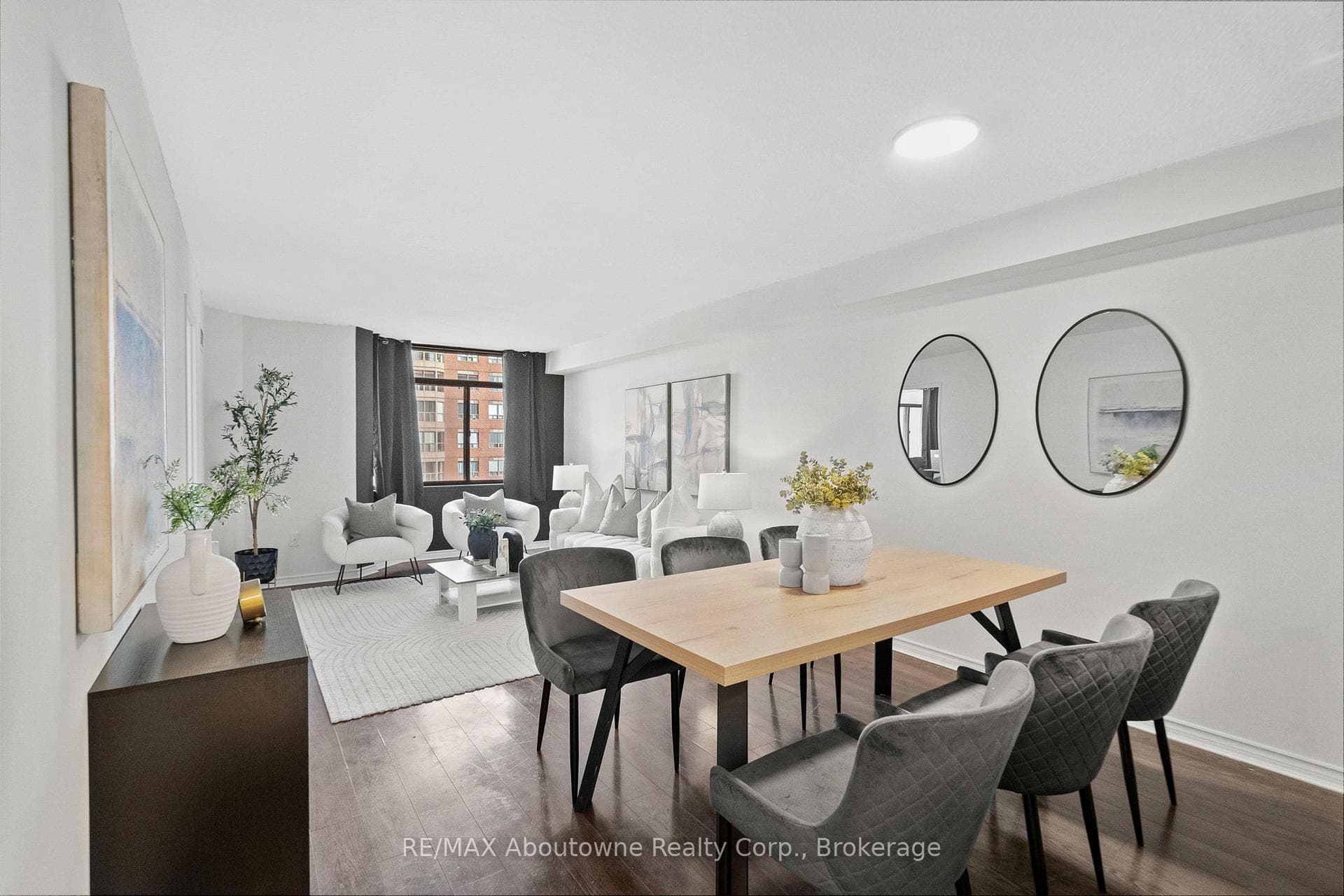 300 Webb Drive Unit 1108, Mississauga, ON L5B 3W3 - Photo 1