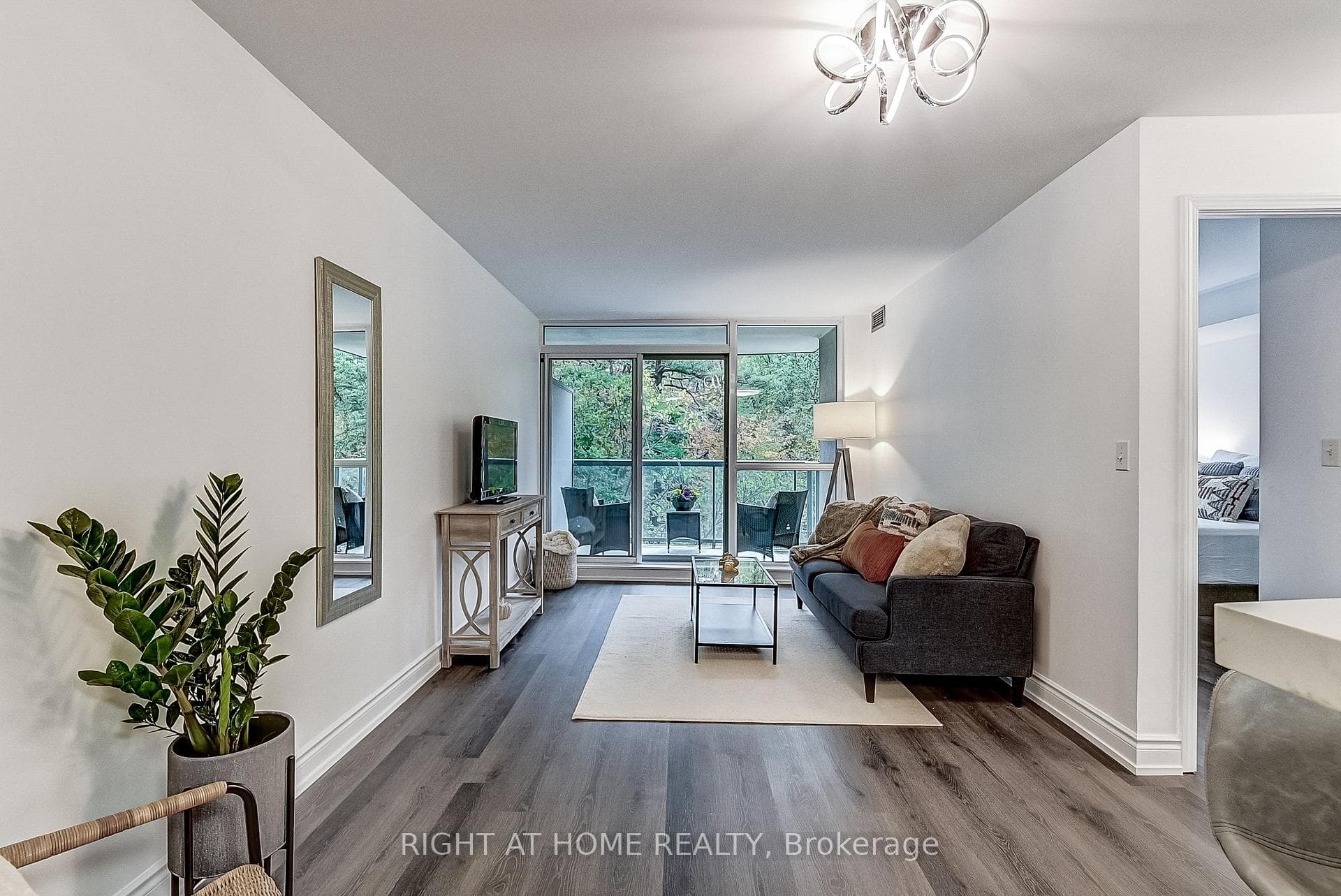 2565 Erin Centre Boulevard Unit 508, Mississauga, ON L5M 6Z8 - Photo 1