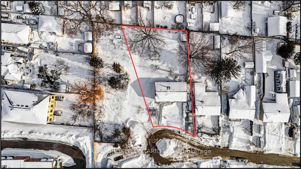 1069 Roosevelt Road, Mississauga, ON L5G 3Y6 - Photo 1