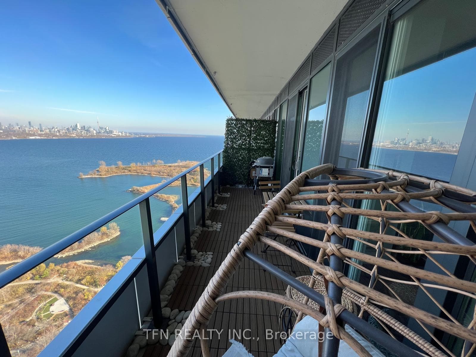 20 Shore Breeze Drive Unit 3406, Liberty Village / Parkdale / South Parkdale, ON M8V 0A1 - Photo 1