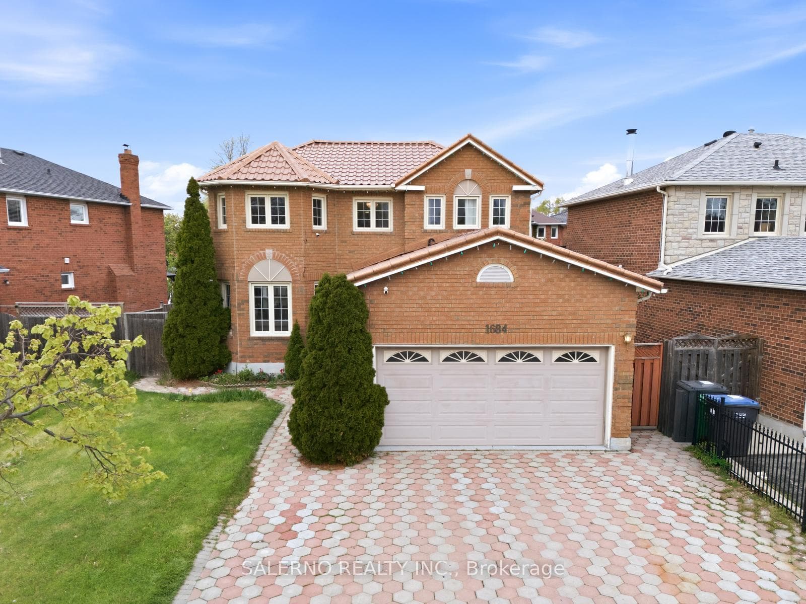 1684 Moongate Crescent, Mississauga, ON L5M 4S9 - Photo 1