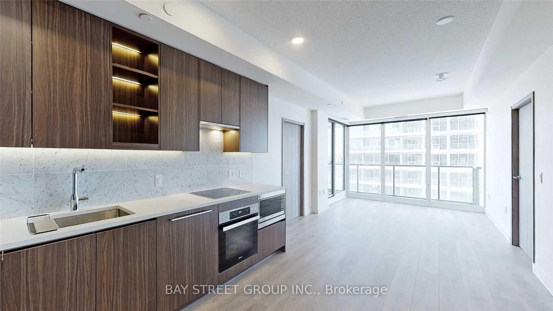 95 Mcmahon Drive Unit 1212, Toronto C15