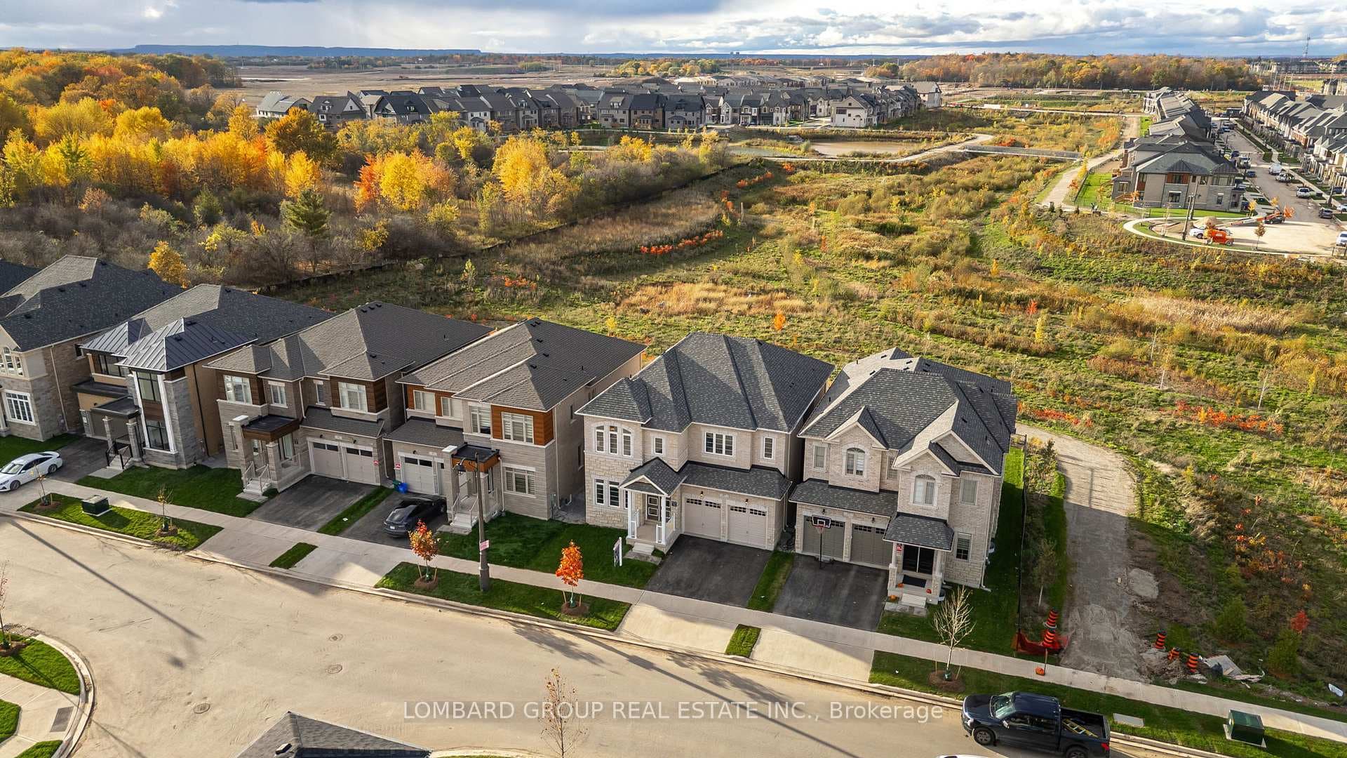 37 North Park Boulevard, Oakville, ON L6M 0W8 - Photo 1