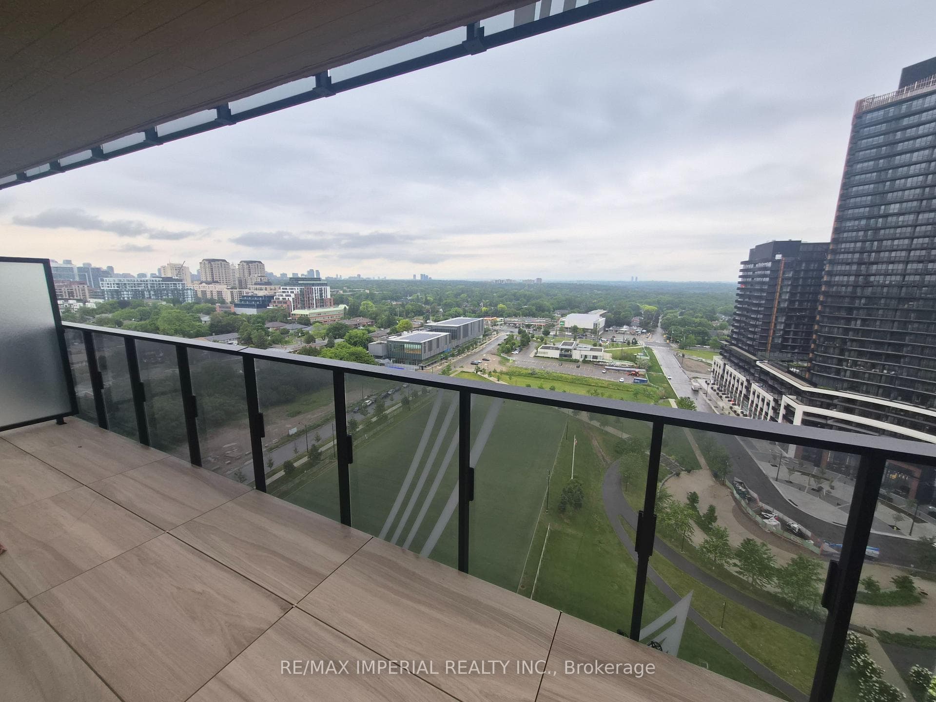 27 Mcmahon Drive Unit 2011, Hillcrest Village / Bayview Village, ON M2K 0J2 - Photo 1