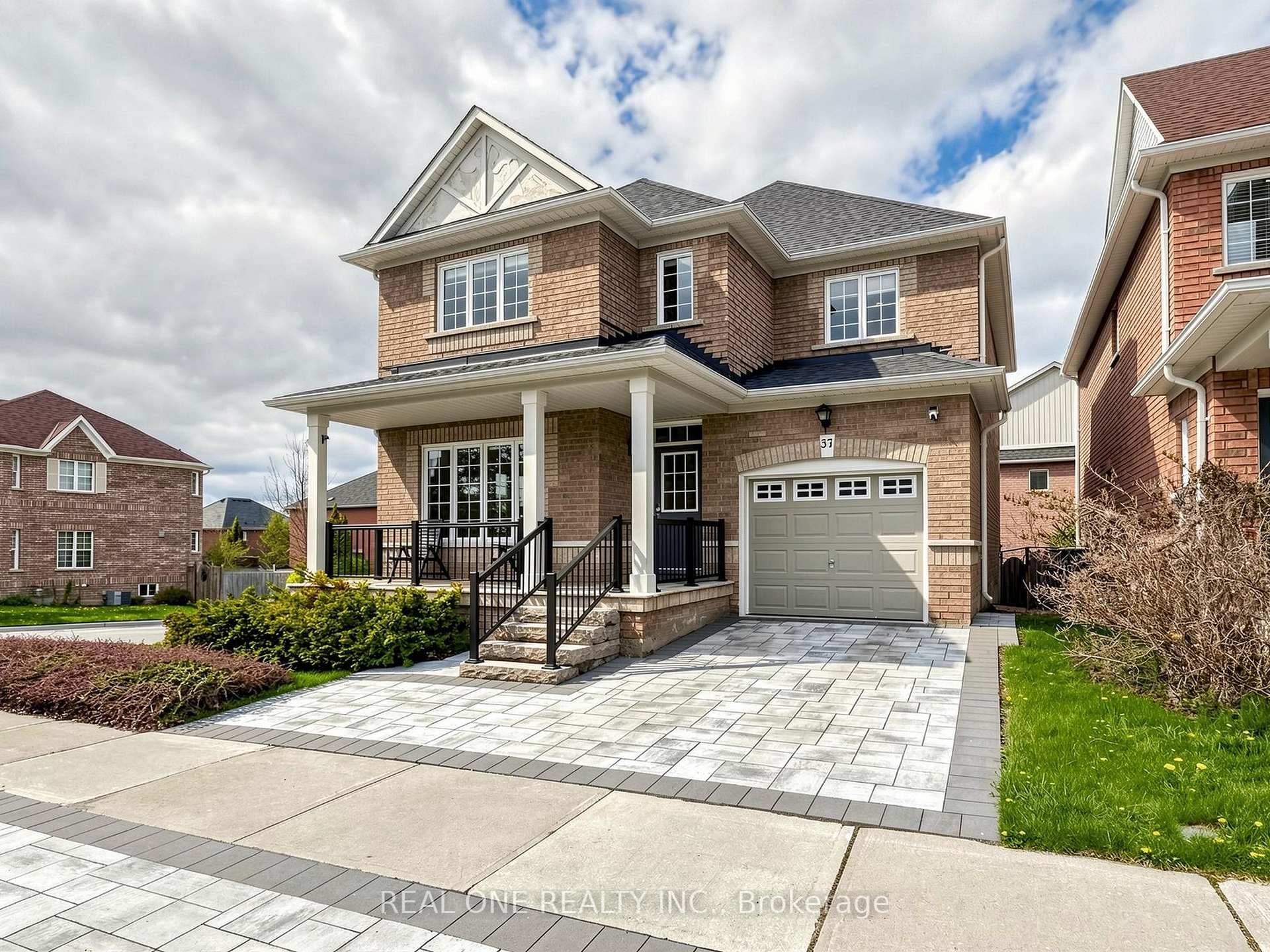 37 Trish Drive, Richmond Hill