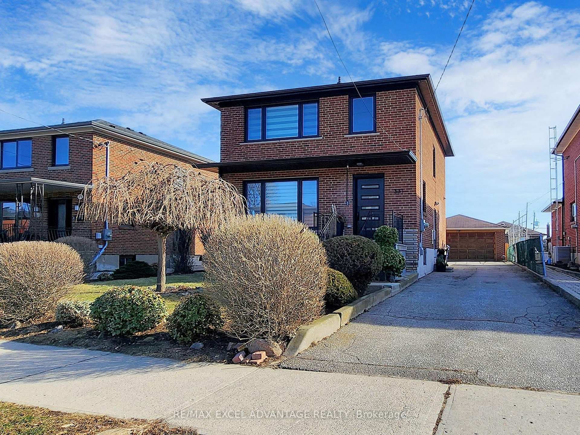 331 Hillmount Avenue, York / Weston, ON M6B 1Y6 - Photo 1