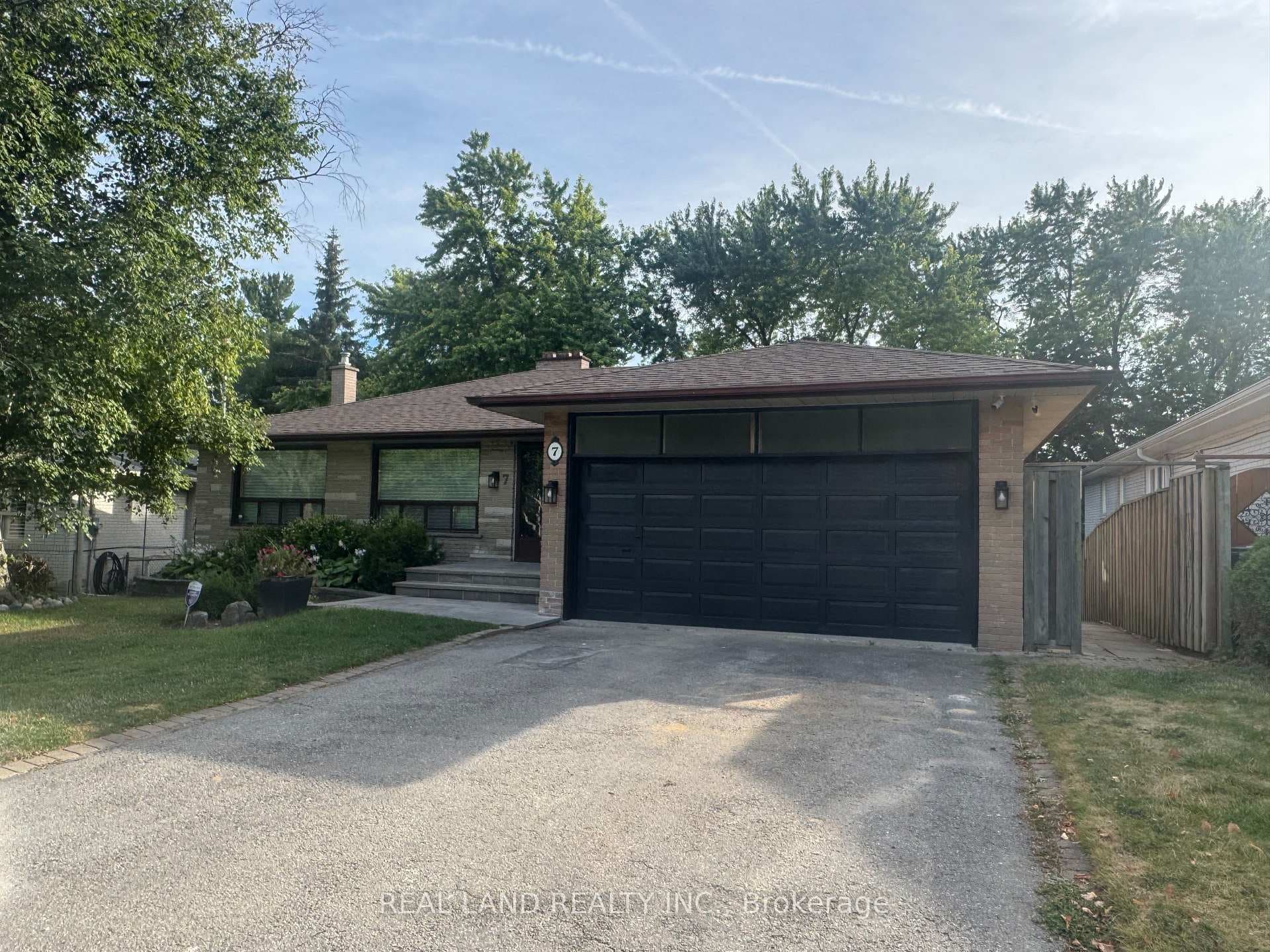 7 Warlock Crescent Unit Basement 1, Hillcrest Village / Bayview Village, ON M2K 2H8 - Photo 1