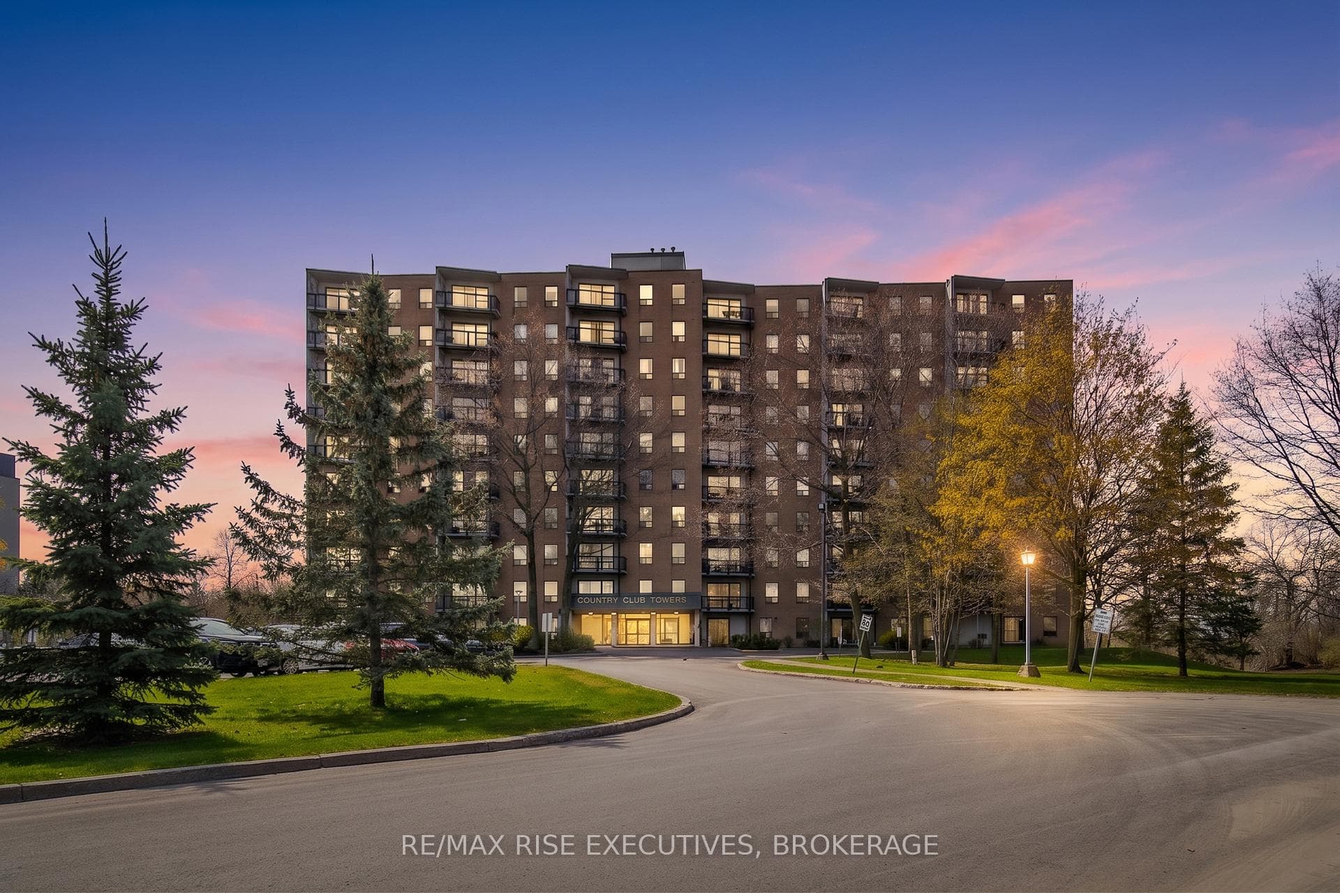 66 Greenview Drive Unit 710, Kingston