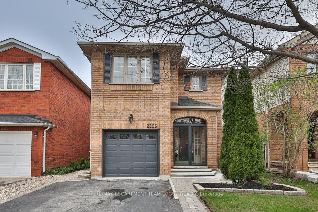 2226 Arbourview Drive, Oakville