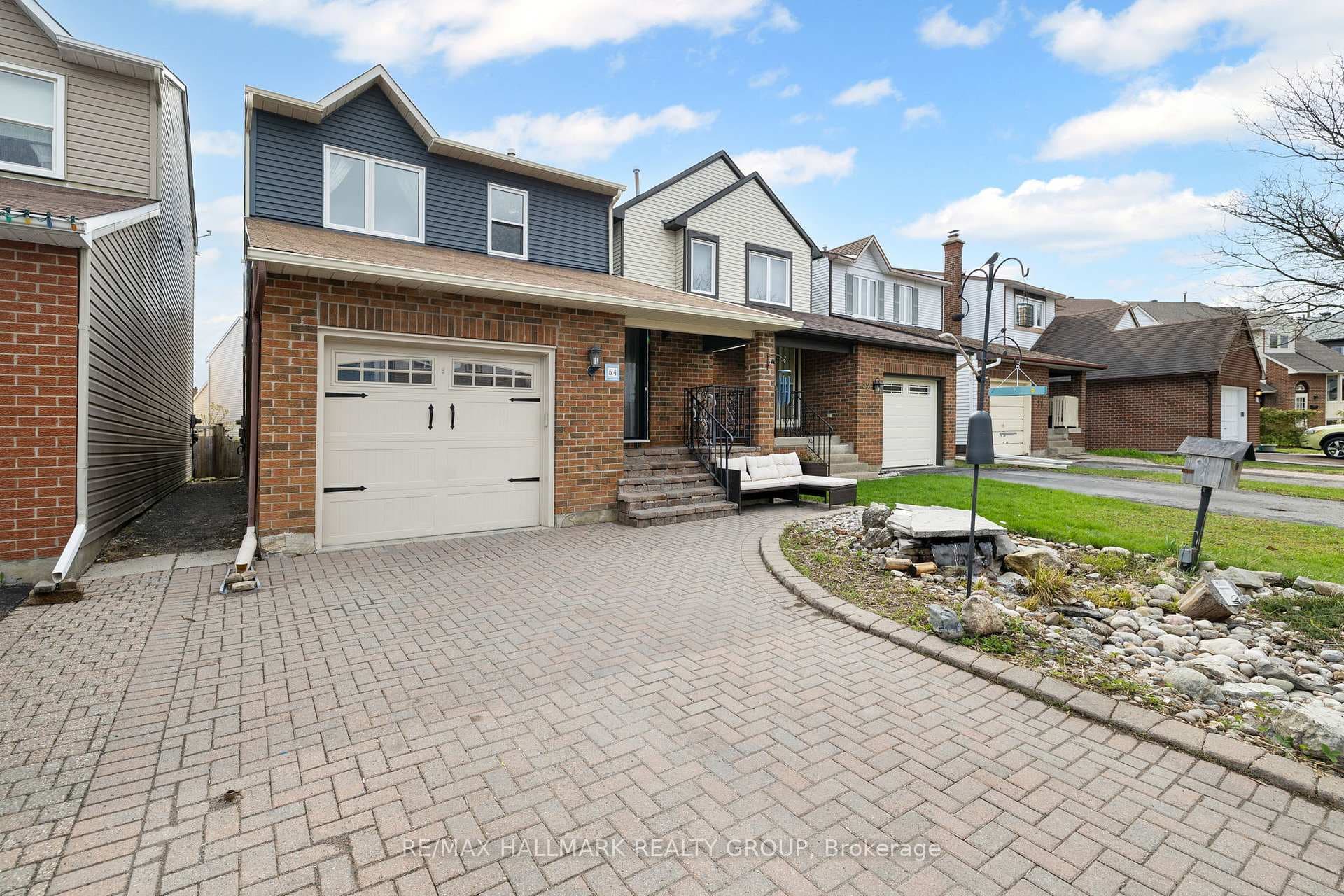 54 Fireside Crescent, Hunt Club - South Keys and Area
