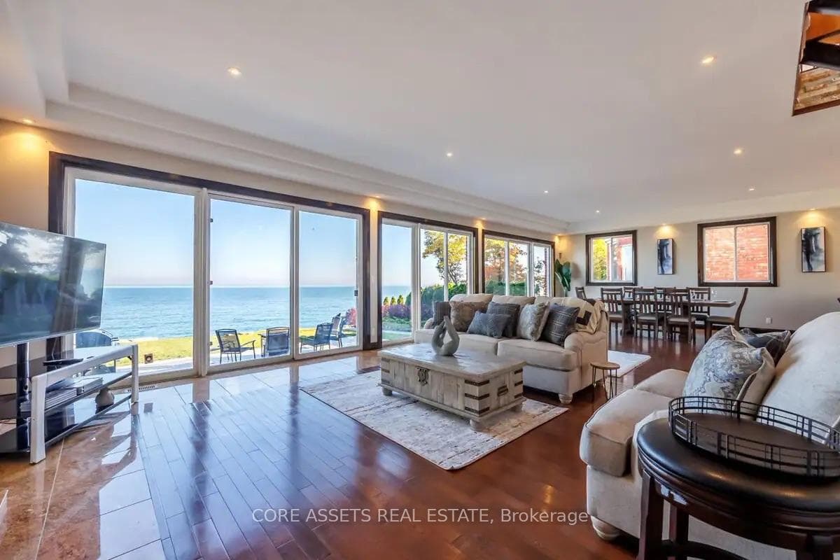 55 Lakeview Drive, Hamilton, ON L8E 5A6 - Photo 1