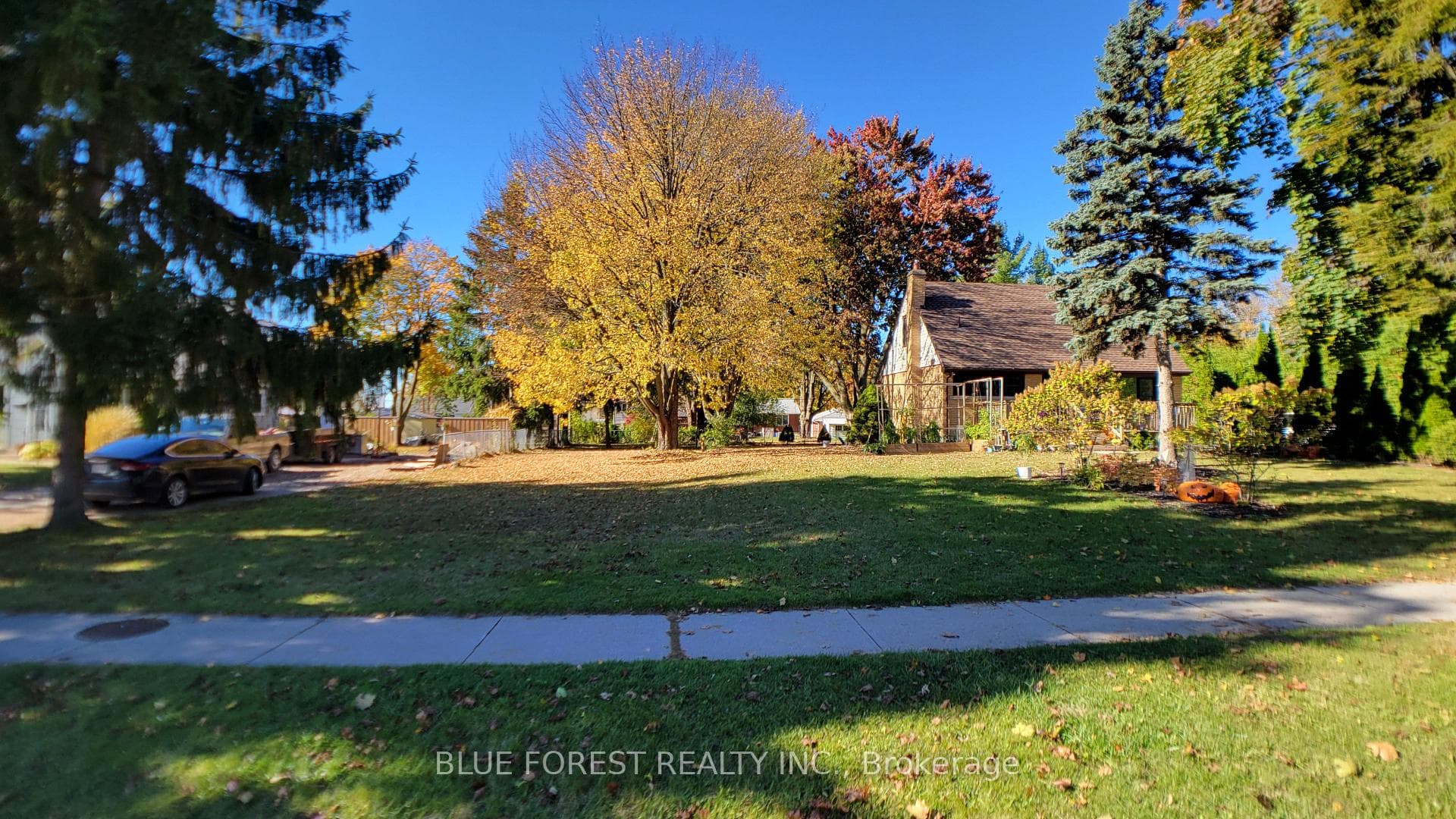 947 Dearness Drive, London South, ON N6E 1N6 - Photo 1