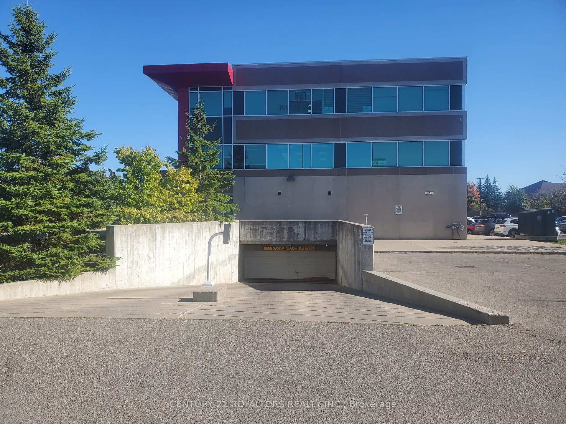 50 Sunny Meadow Boulevard Unit 118, Brampton, ON L6R 0Y7 - Photo 1