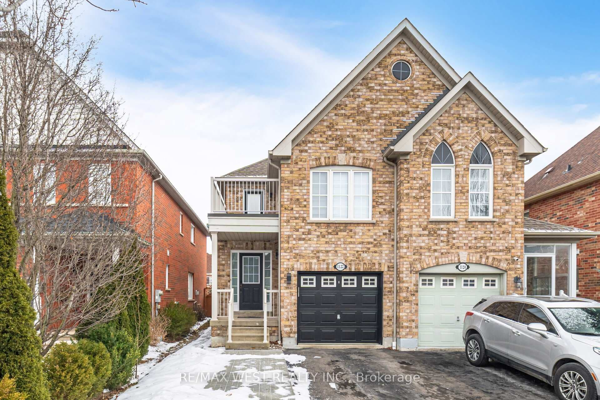 1122 Hickory Hollow Glen Unit BSMT, Mississauga, ON L5W 1Z8 - Photo 1