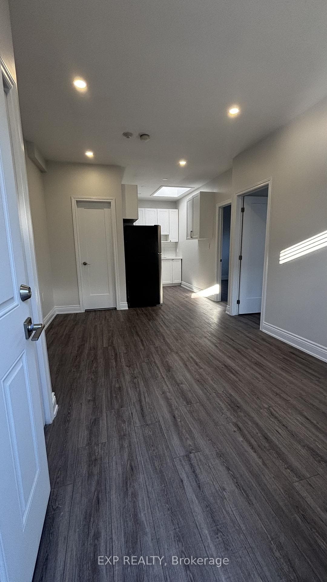 3289 LAKESHORE Boulevard Unit 3, Liberty Village / Parkdale / South Parkdale, ON M8W 1M8 - Photo 1