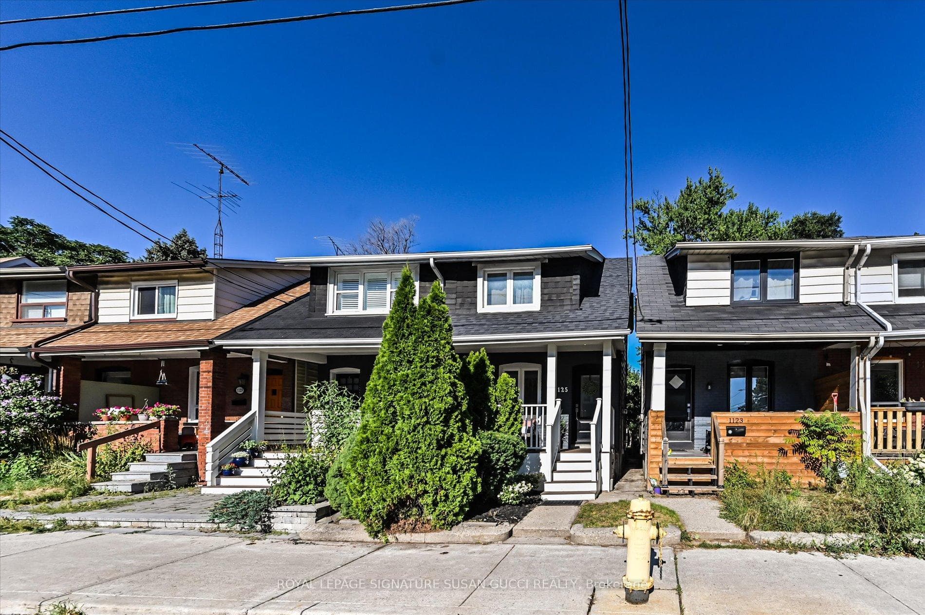 1125 Woodbine Avenue, Danforth / East York, ON M4C 4C6 - Photo 1