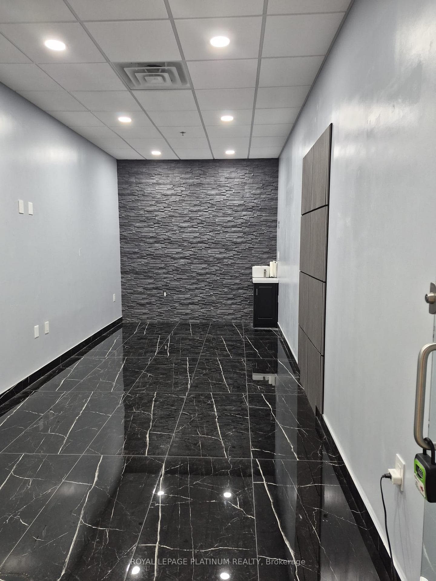 7215 Goreway Drive Unit 1C29, Mississauga, ON L4T 2T9 - Photo 1