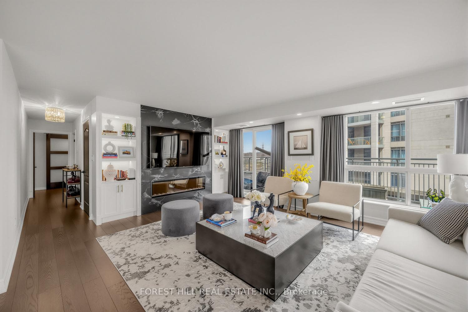 2111 Lake Shore Boulevard Unit 802, Liberty Village / Parkdale / South Parkdale, ON M8V 4B2 - Photo 1