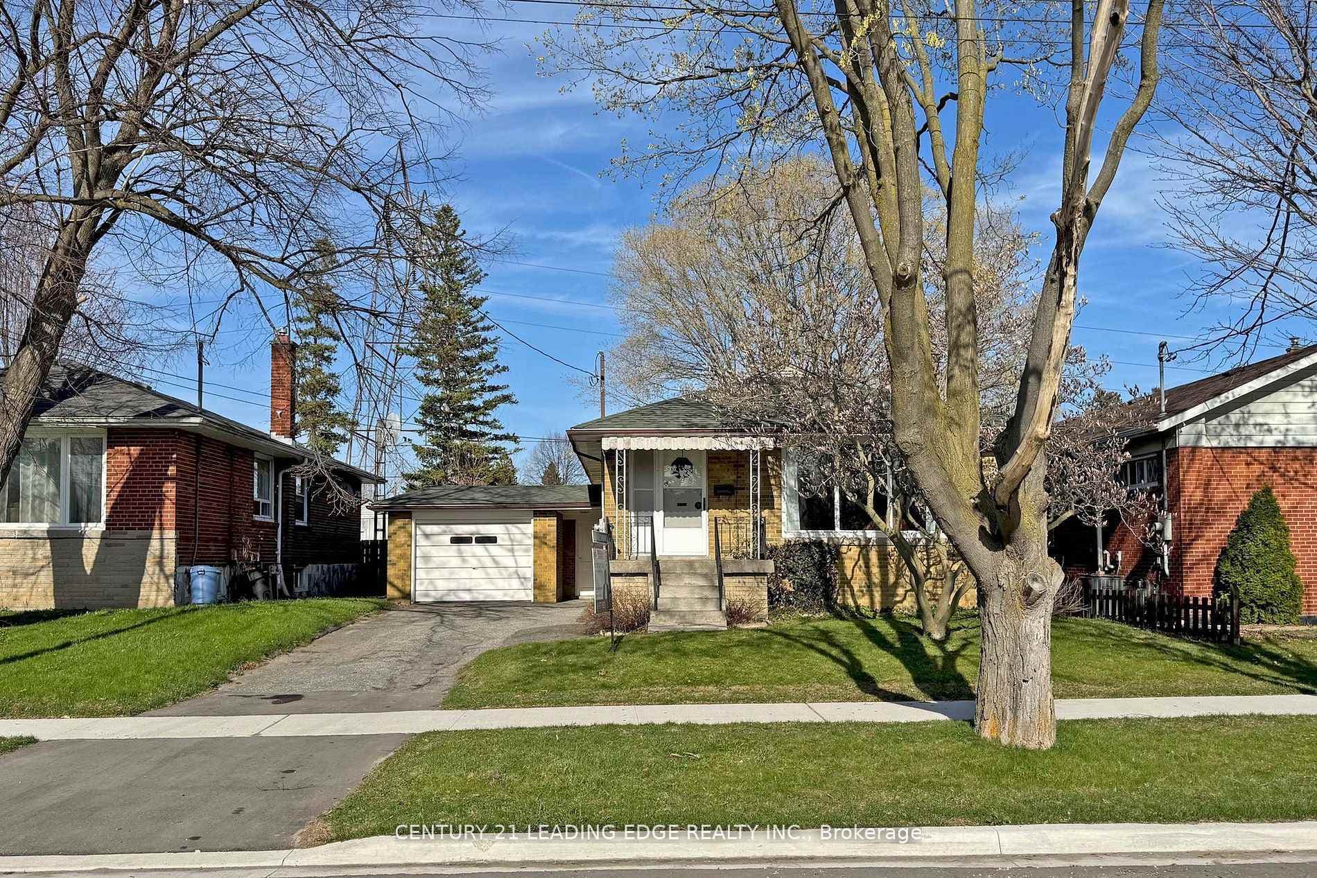 65 Tedford Drive, Dorset Park / Kennedy Park, ON M1R 1M2 - Photo 1