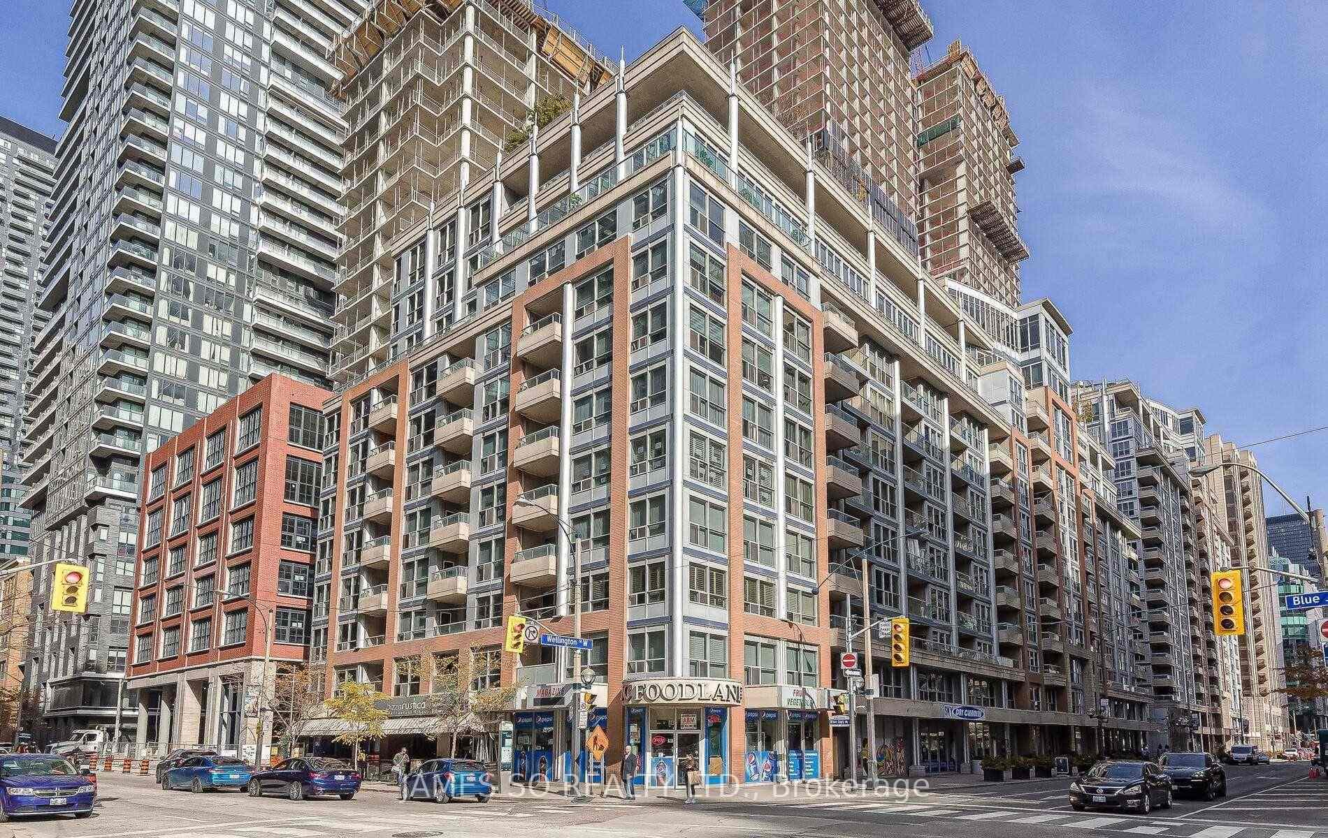 270 Wellington Street Unit 511, Toronto C01