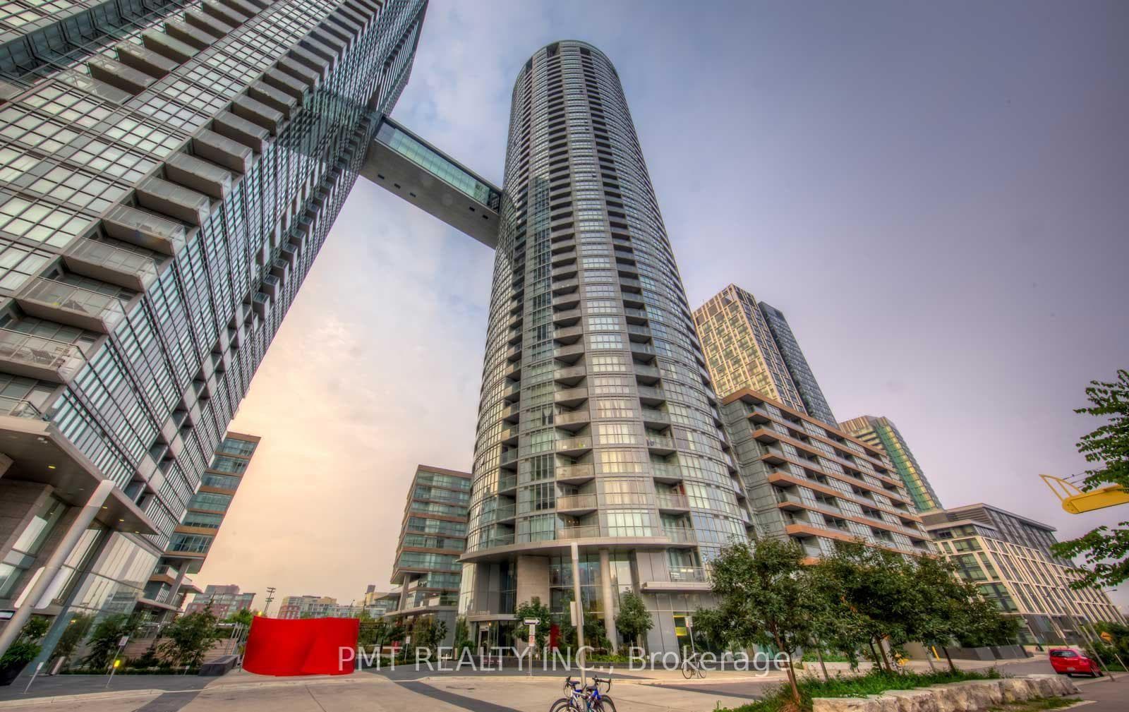 21 Iceboat Terrace Unit 323, Toronto C01