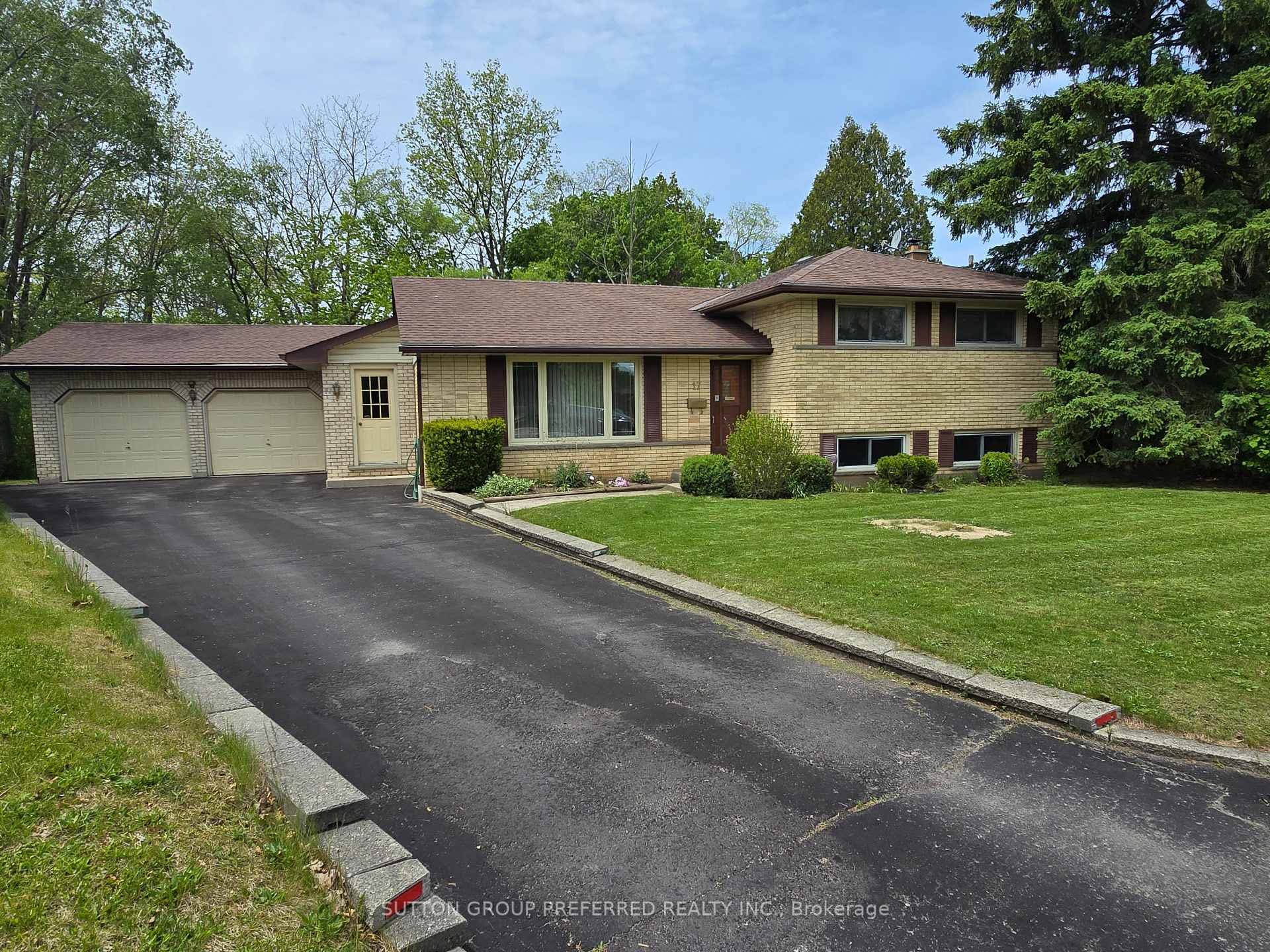 17 Agincourt Place, London South, ON N5Z 4E8 - Photo 1