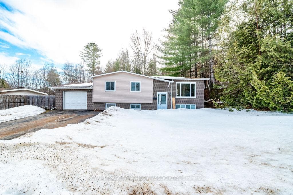 65 Armstrong Road, Petawawa, ON K8H 2S2 - Photo 1