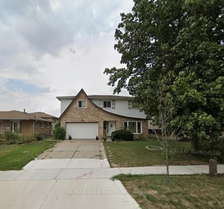 3769 Brandon Gate Drive, Mississauga, ON L4T 3N1 - Photo 1