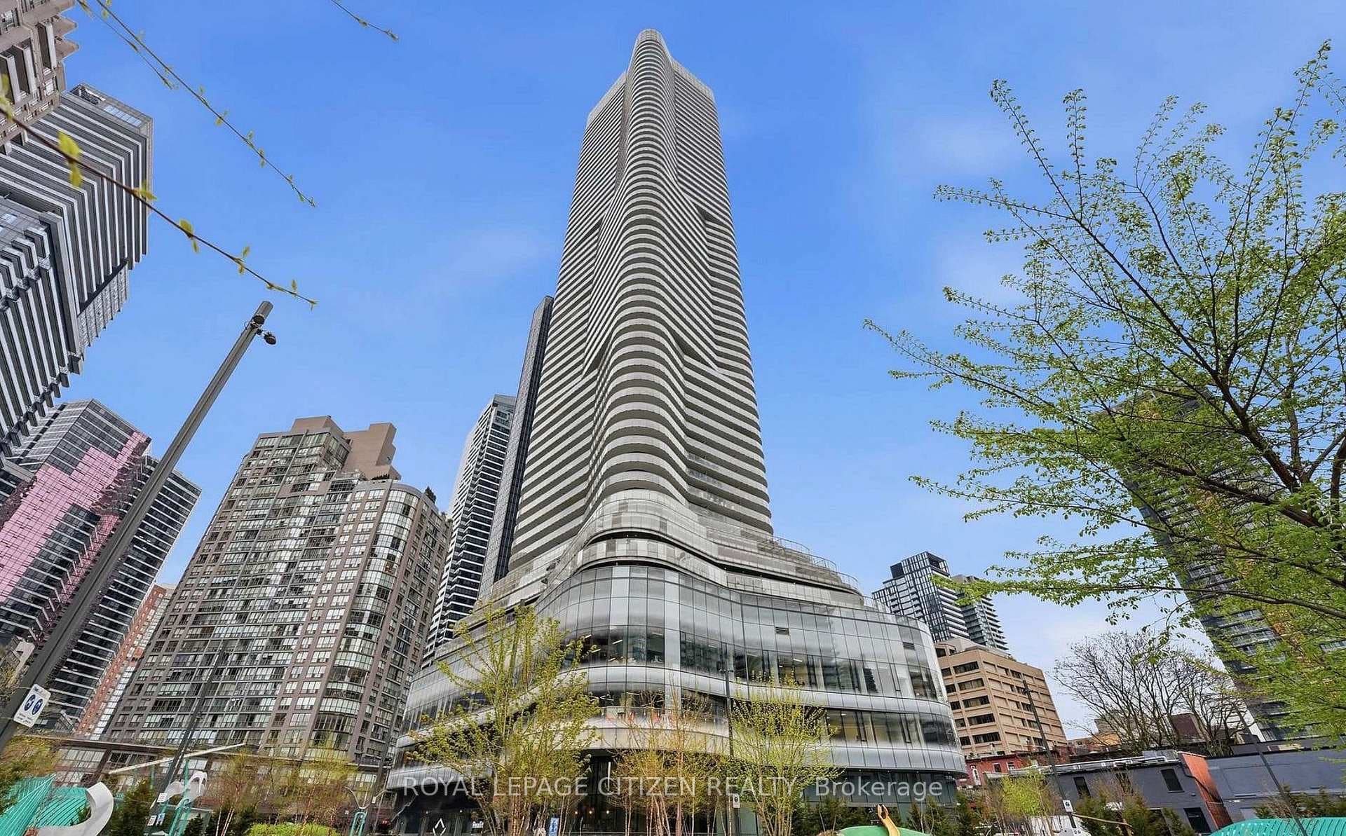 11 Wellesley Street Unit 5703, Toronto C01