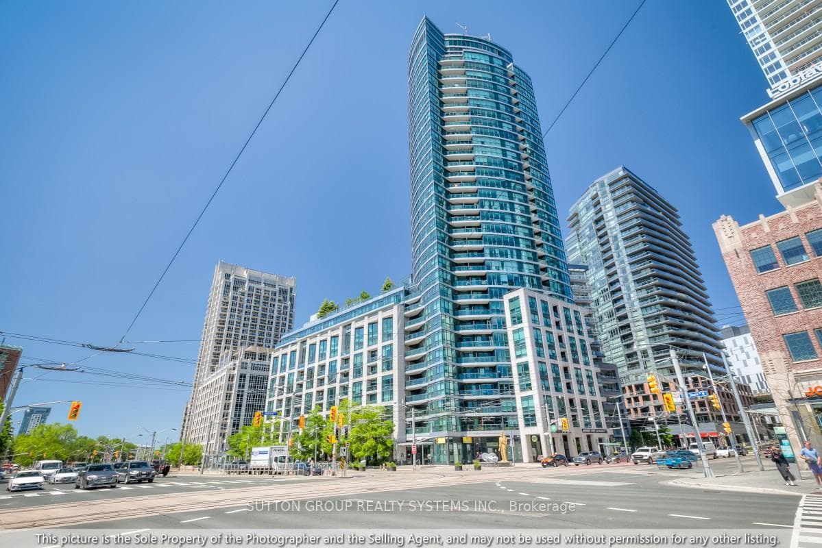 600 Fleet Street Unit 217, Toronto C01