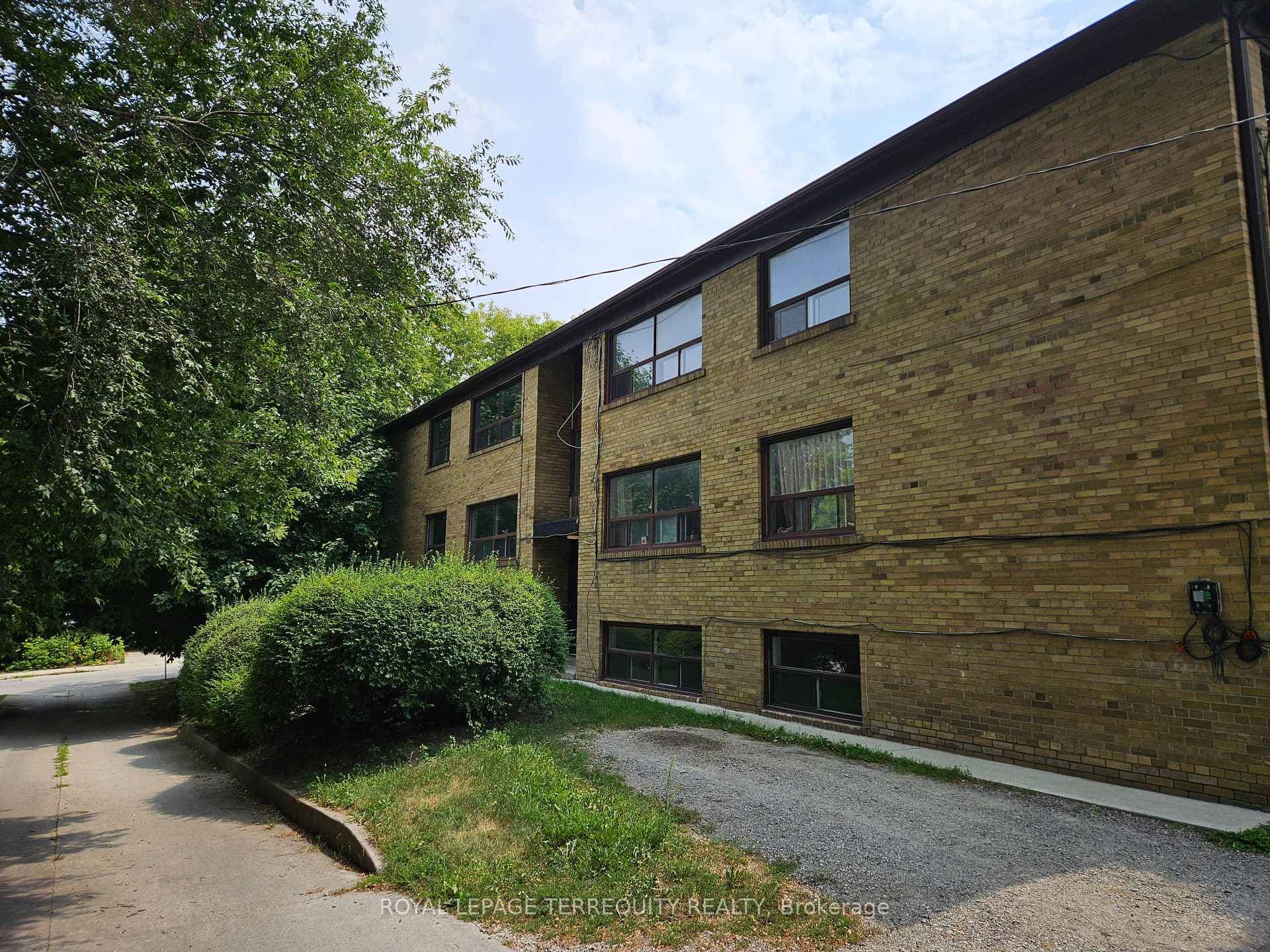 450 Arlington Avenue Unit 7, Forest Hill / Deer Park, ON M6C 3A2 - Photo 1