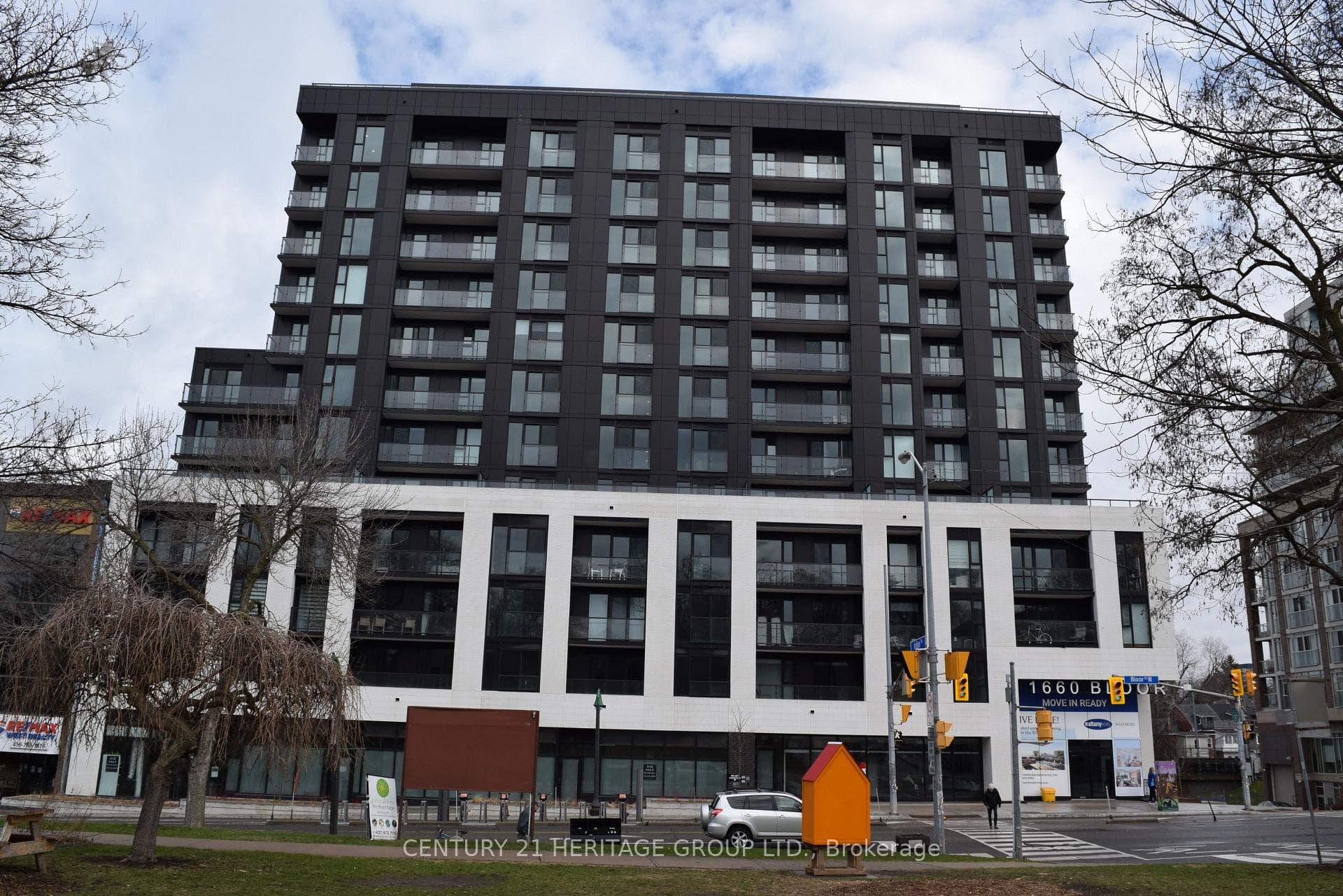 1660 Bloor Street Unit 1006, Bloor West Village / Swansea, ON M6P 0C6 - Photo 1