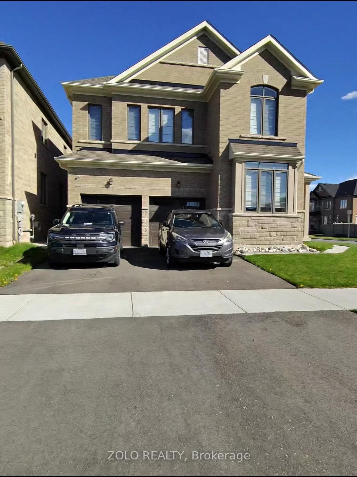 41 Peak Drive, Brampton, ON L6X 5S6 - Photo 1