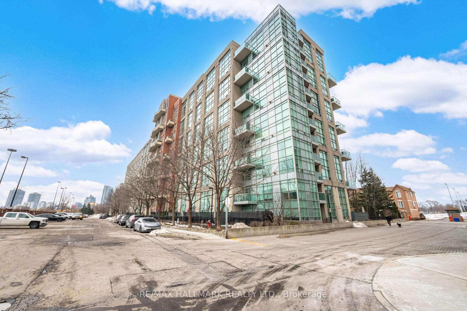 200 Manitoba Street Unit 624, Liberty Village / Parkdale / South Parkdale, ON M8Y 3Y9 - Photo 1
