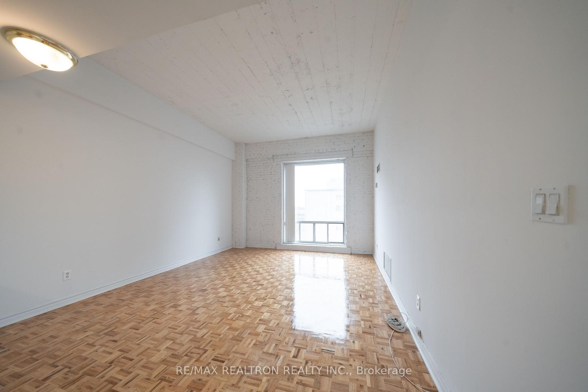 1401 Dupont Street Unit 405, Bloor West Village / Swansea, ON M6H 4J7 - Photo 1