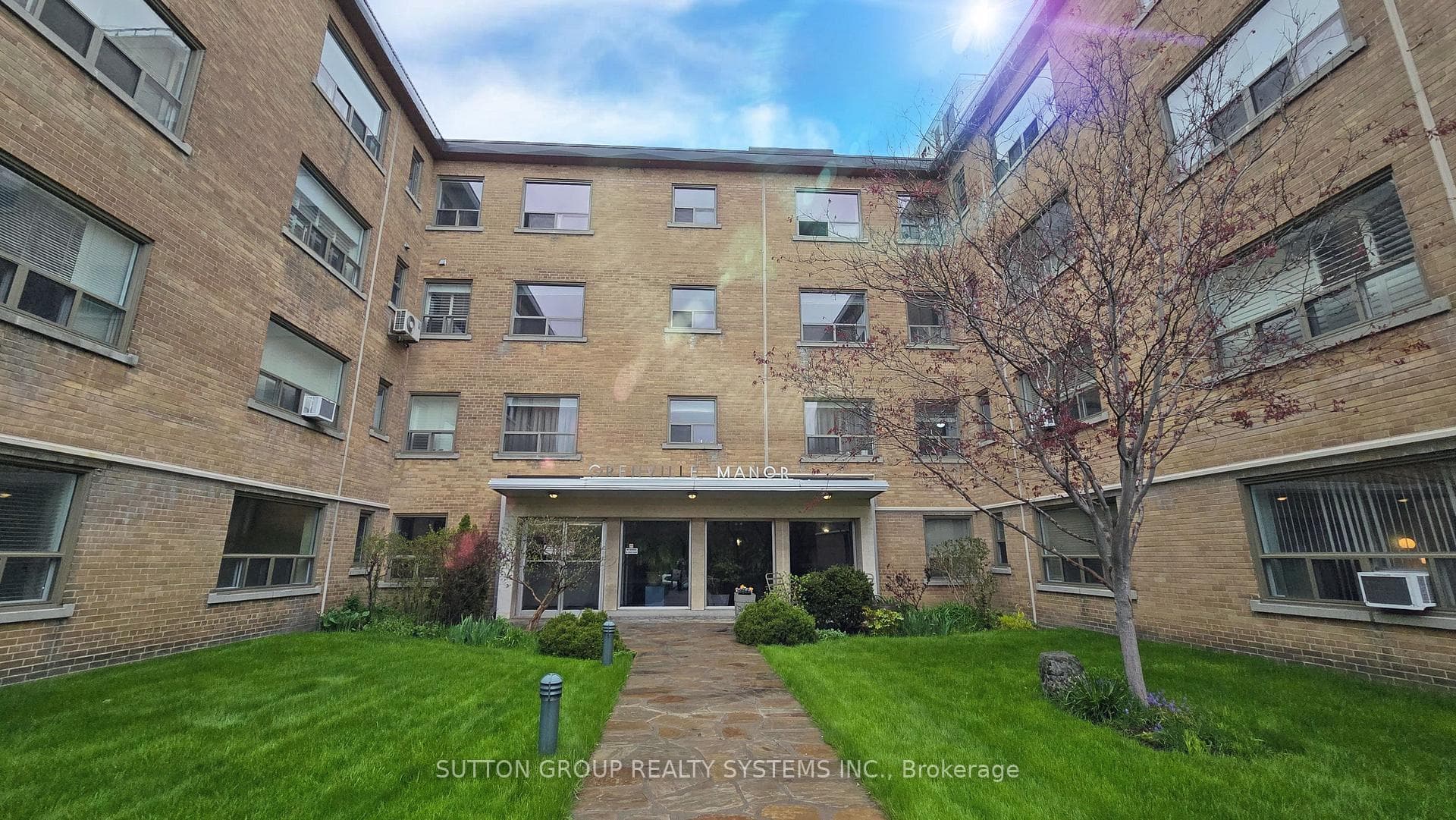 2000 Bloor Street Unit 315, Bloor West Village / Swansea, ON M6P 3L2 - Photo 1