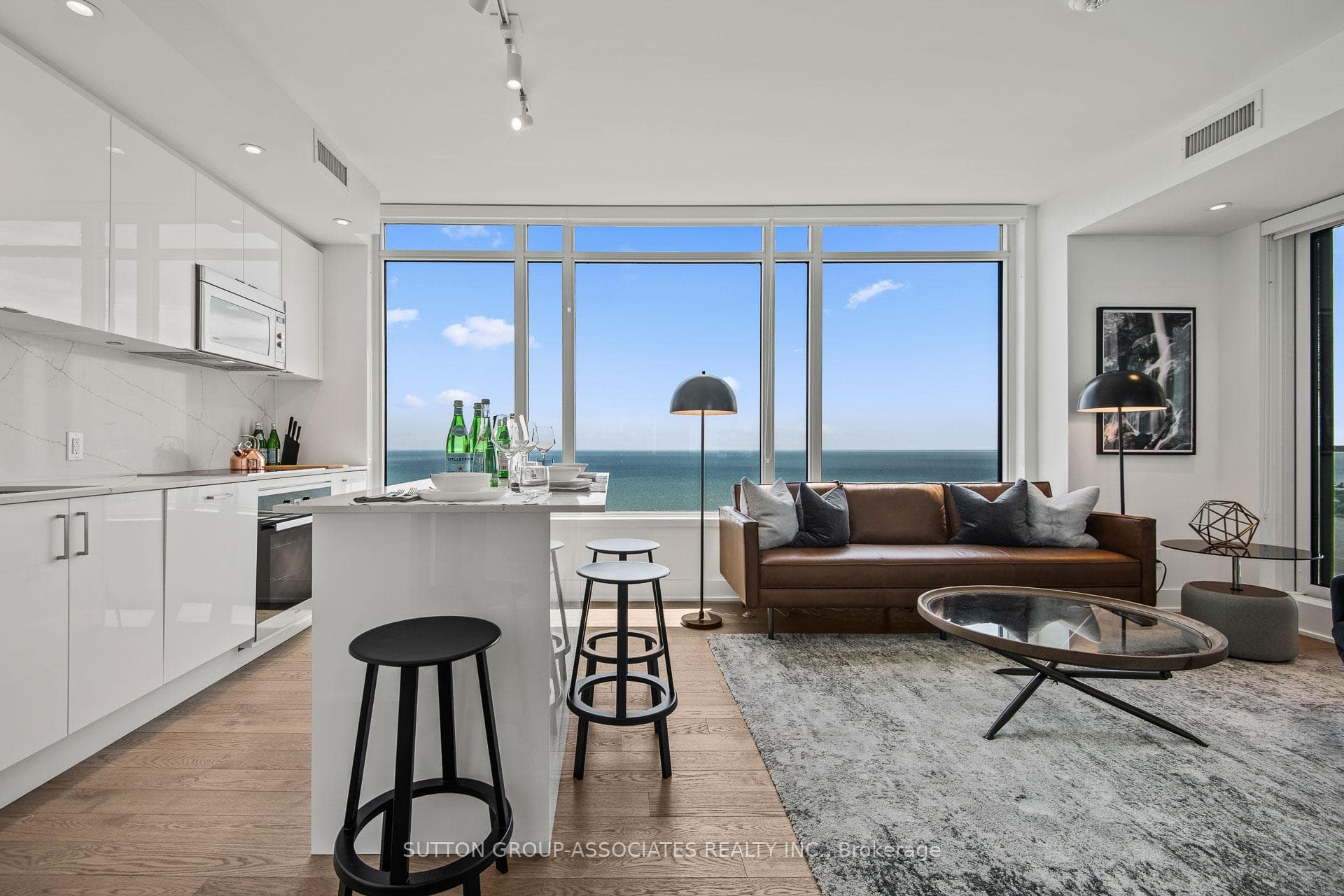 1926 Lake Shore Boulevard Unit 3709, Toronto W01