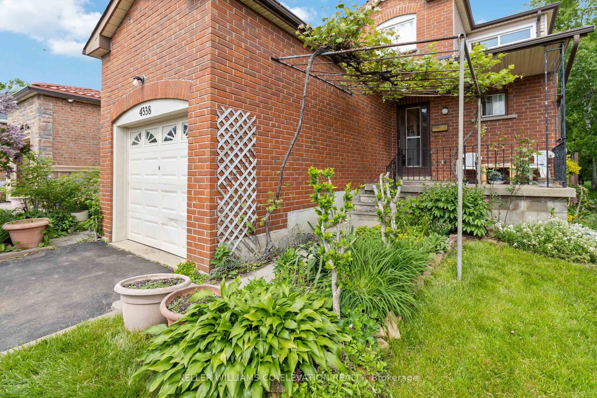 4338 Forest Fire Lane, Mississauga