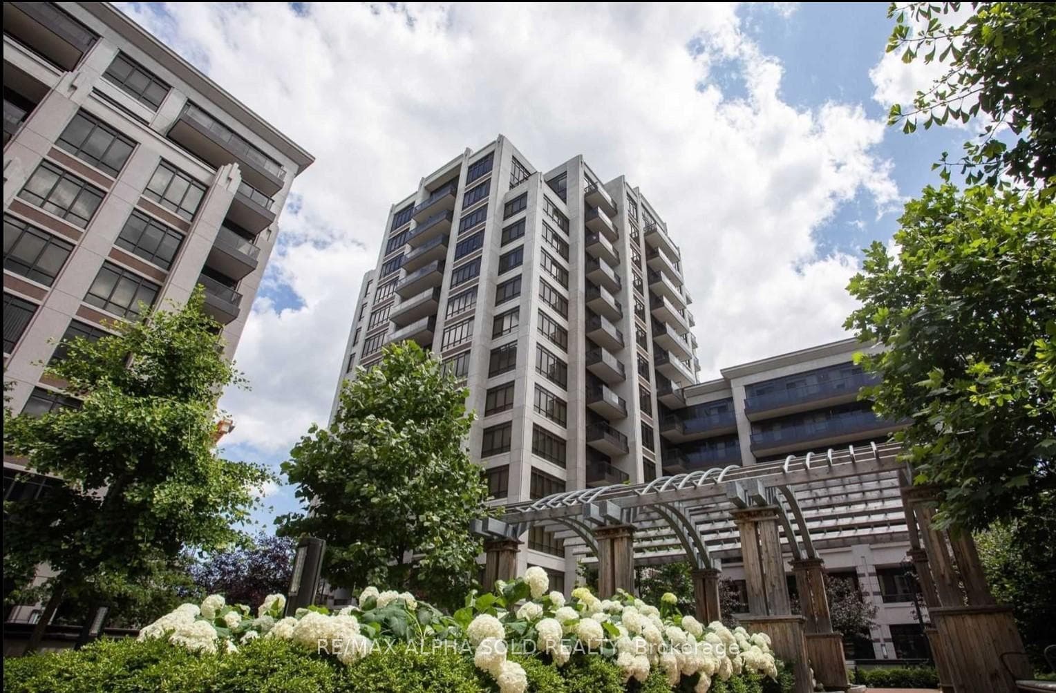 38 Cedarland Drive Unit 709, Markham