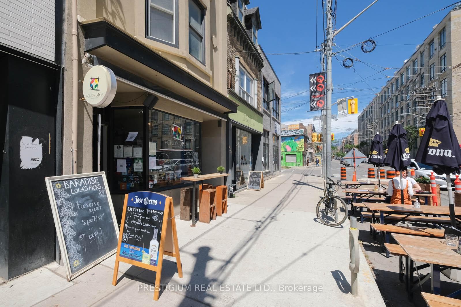 940A Queen Street, Toronto C01