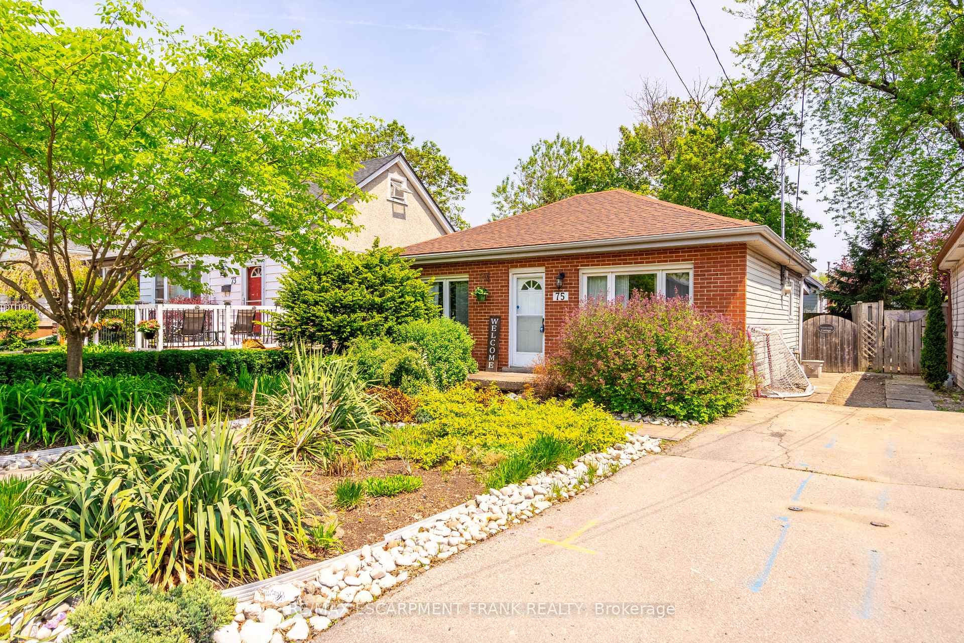 75 EAST 35TH Street, Hamilton